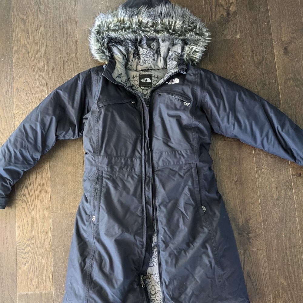 THE NORTH FACE Arctic Waterproof 550 Down Faux Fur Trim Black Parka